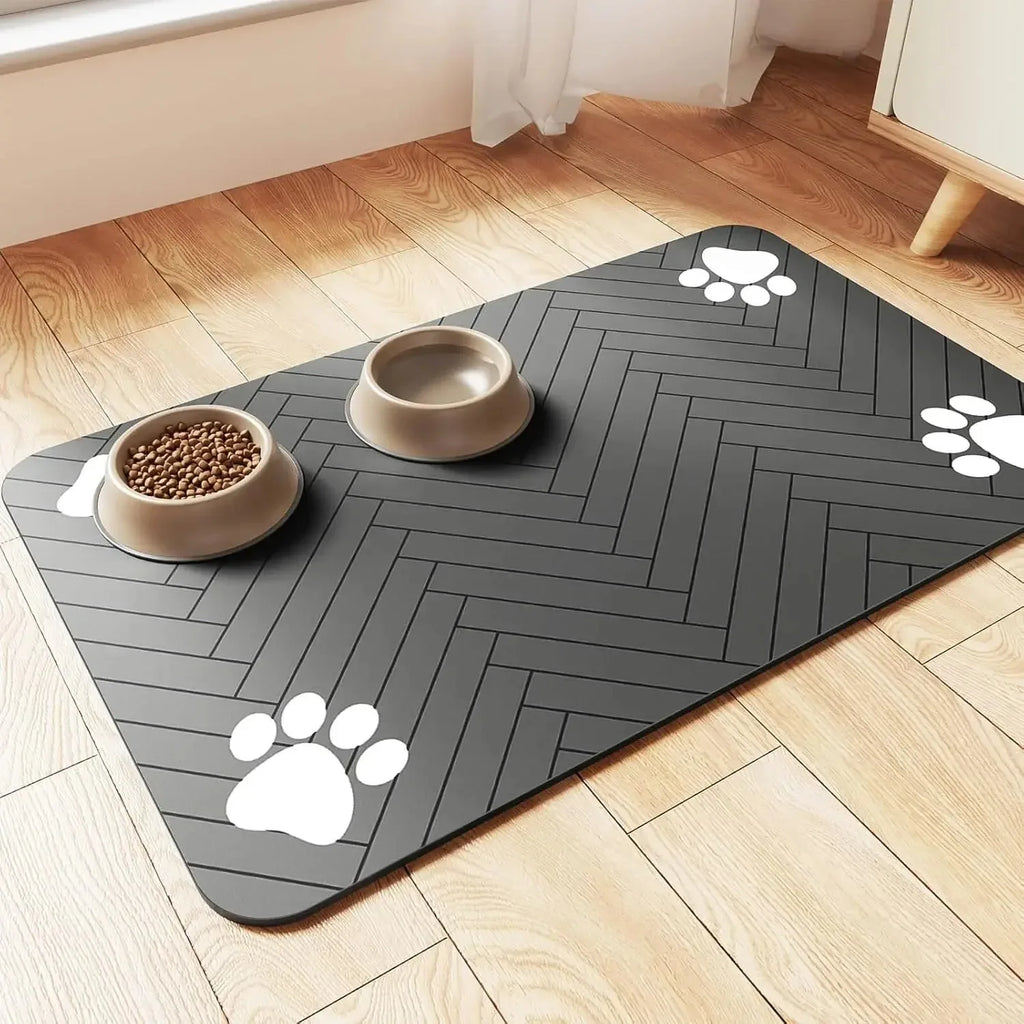 Absorbent Pet Feeding Mat — Non-Slip, Quick-Dry